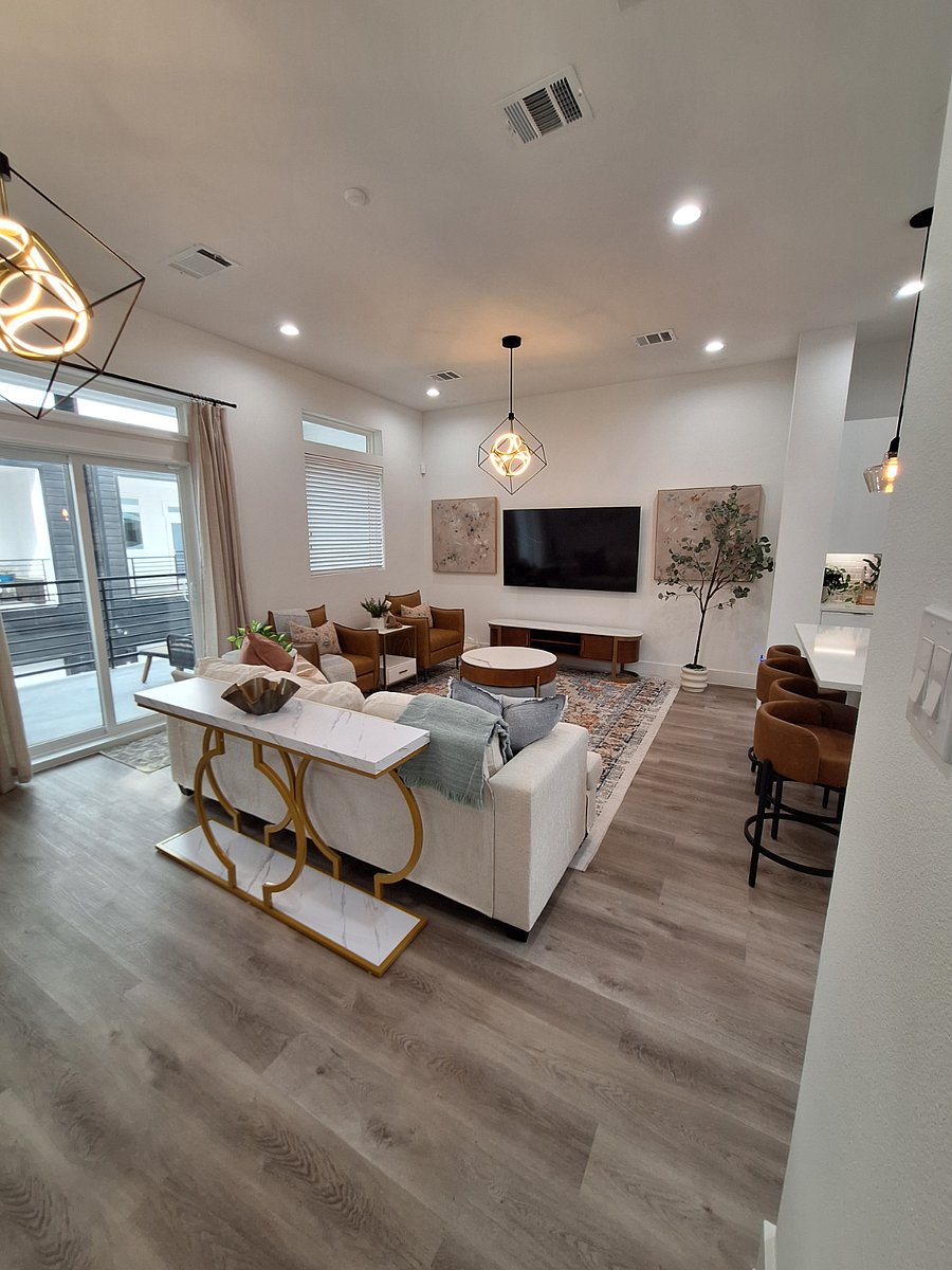 Furnished Finder property 689788_1 photo 2