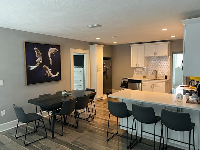 Furnished Finder property 689804_1 photo 6