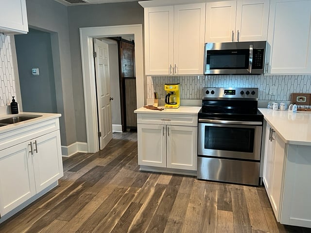 Furnished Finder property 689804_1 photo 11