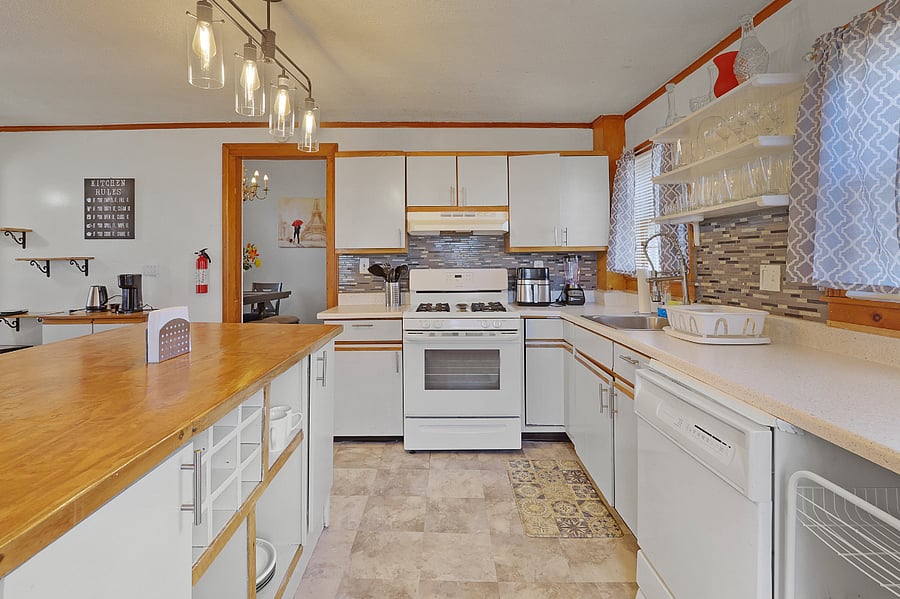 Furnished Finder property 689812_1 photo 3