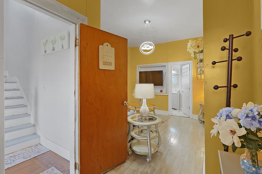 Furnished Finder property 689812_1 photo 24