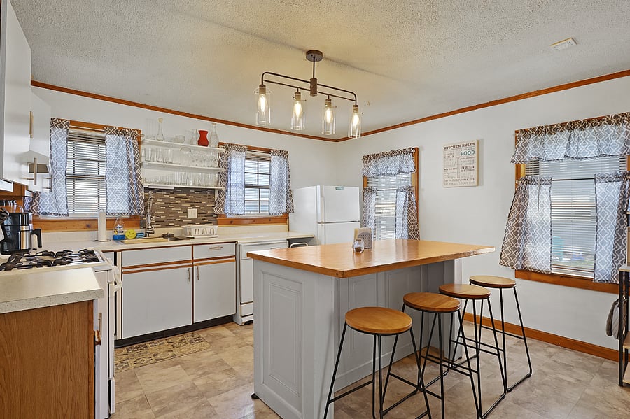 Furnished Finder property 689812_1 photo 28