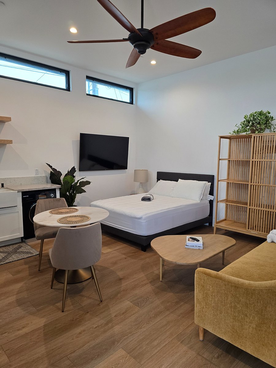 You also have an eating area for 2 as well as a queen bed with memory foam top