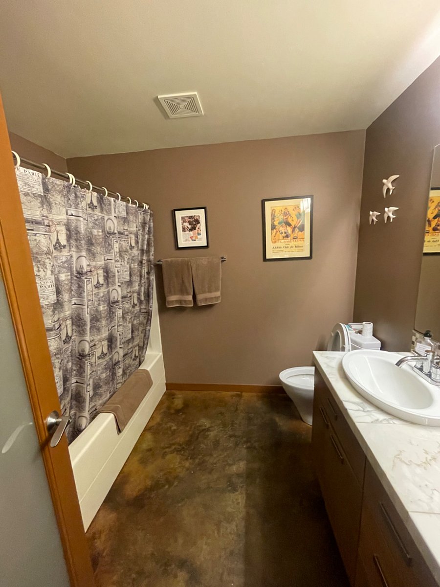 Guest Bathroom