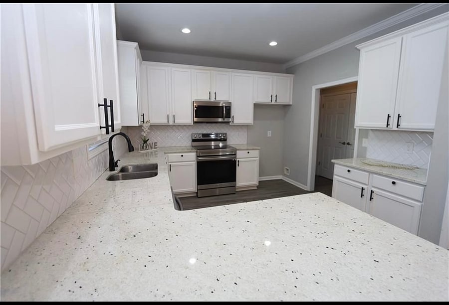 Furnished Finder property 690101_1 photo 7