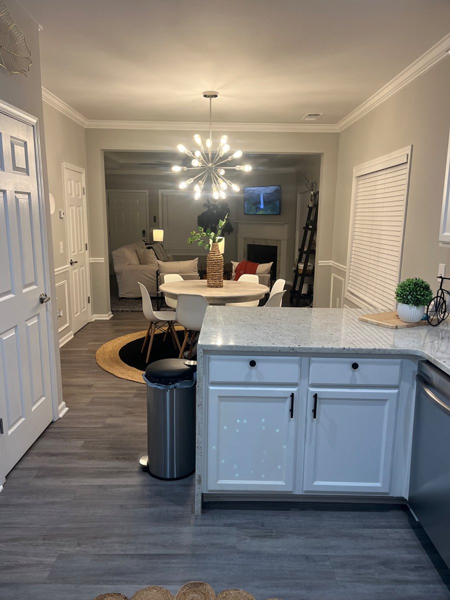 Furnished Finder property 690101_1 photo 20
