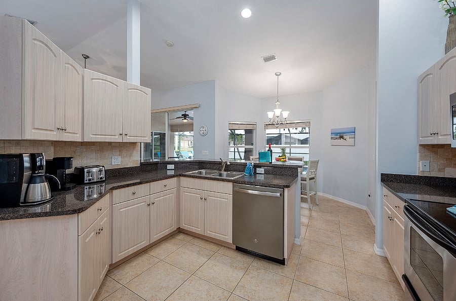 Furnished Finder property 690136_1 photo 6