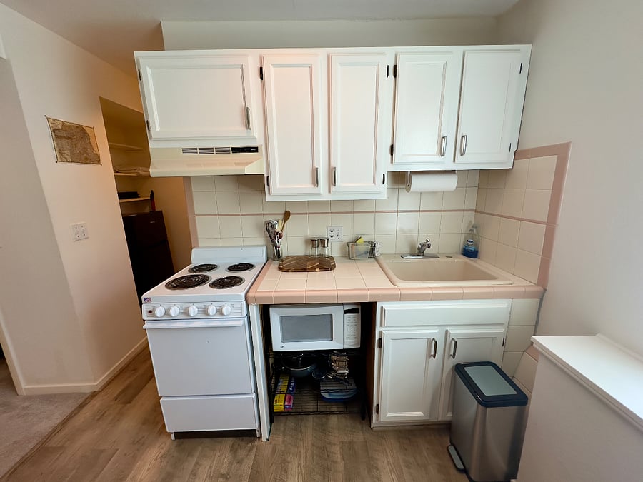 Furnished Finder property 690146_1 photo 7