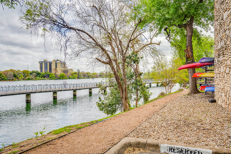 Ability to easily hop into Lady Bird Lake on kayak or paddle board, private lake access