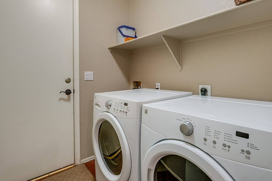 Furnished Finder property 690224_1 photo 9