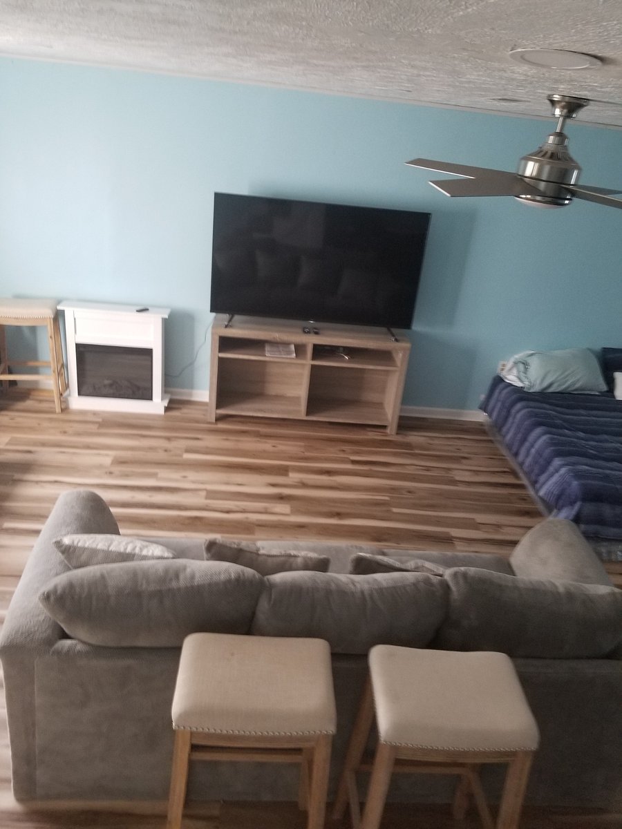 Furnished Finder property 690264_1 photo 24