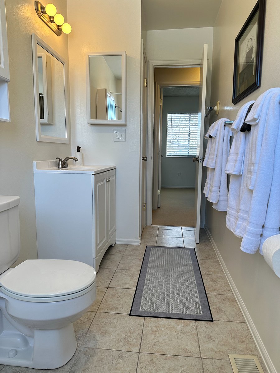 Furnished Finder property 690408_1 photo 25