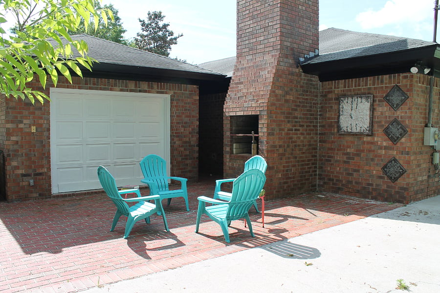ONE OF THREE OUTDOOR AREAS