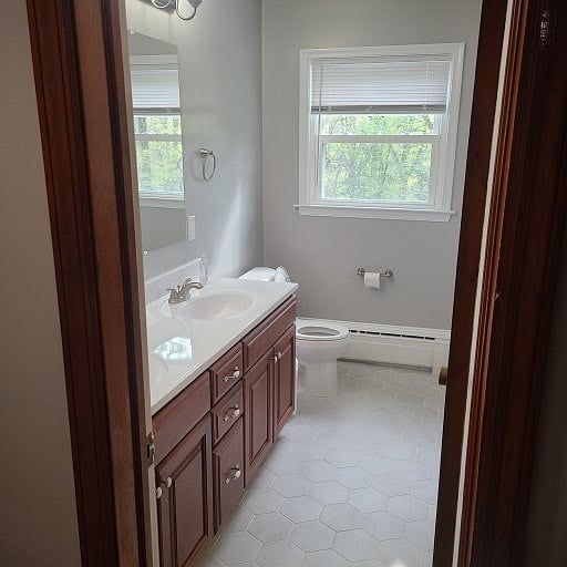Hallway bathroom for bedroom #2 or #3