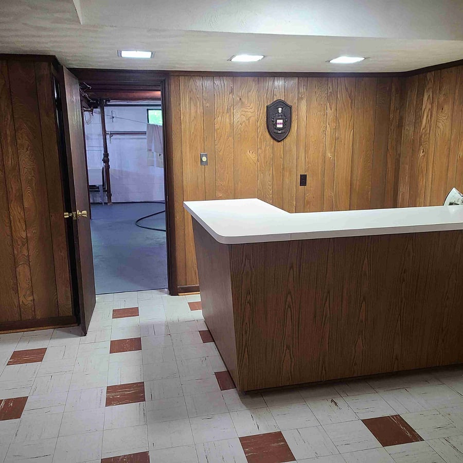 Basement entrance to washer/dryer