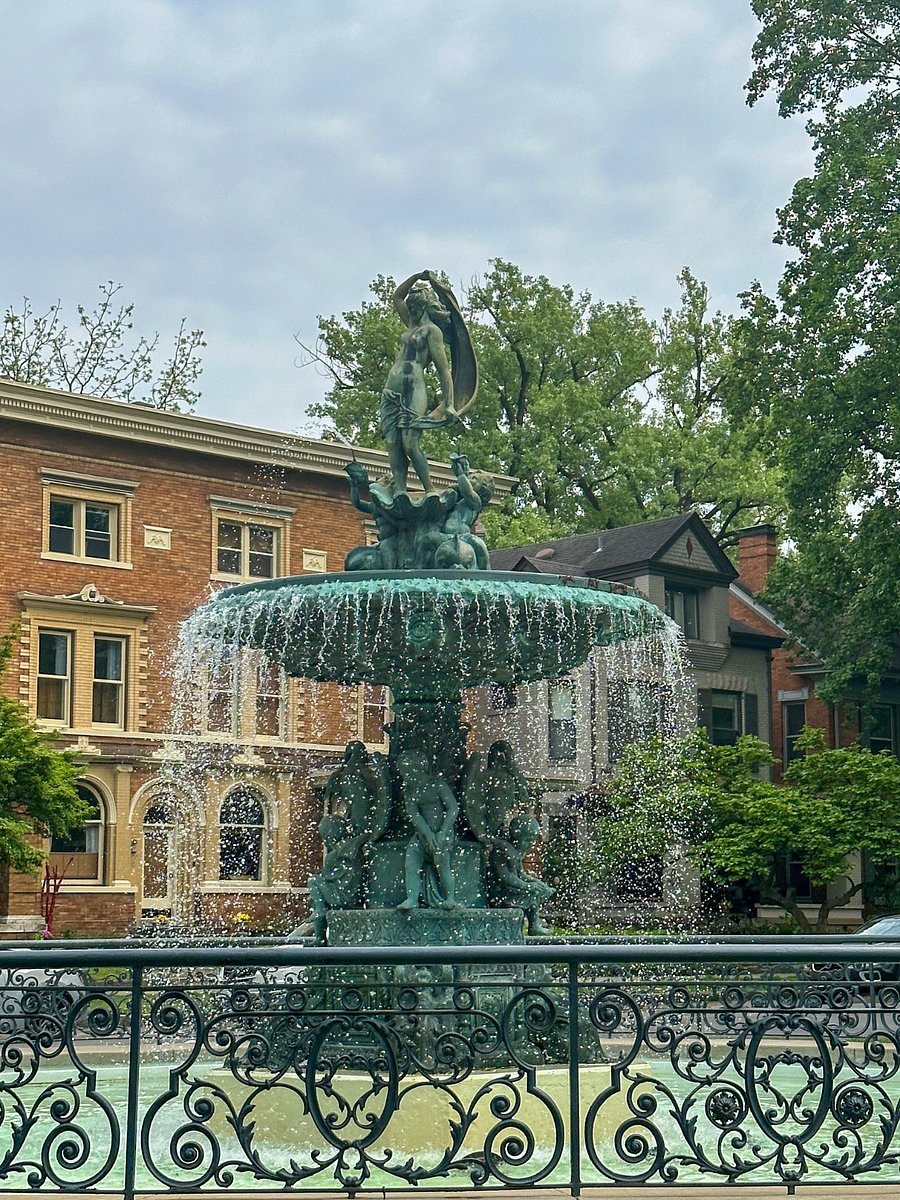 St James Court