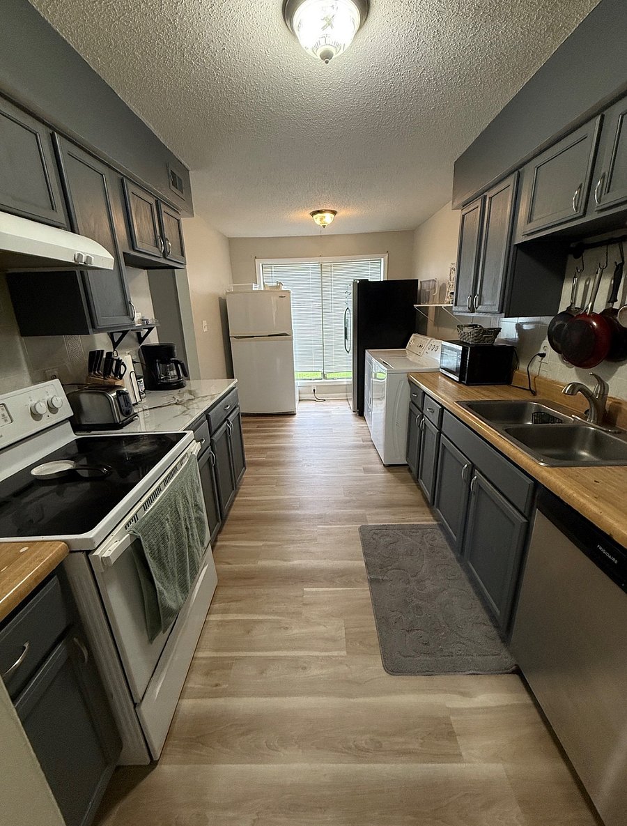 Furnished Finder property 690648_1 photo 3