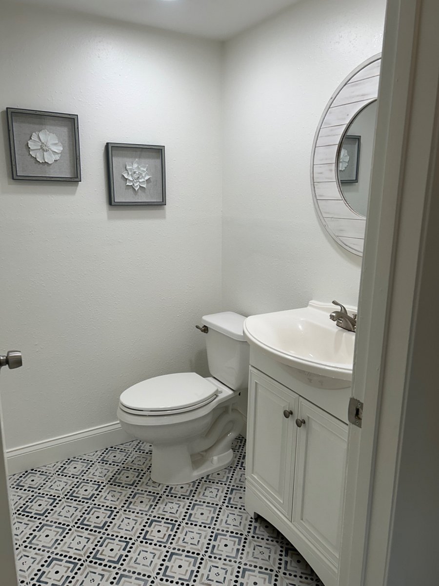 Powder room