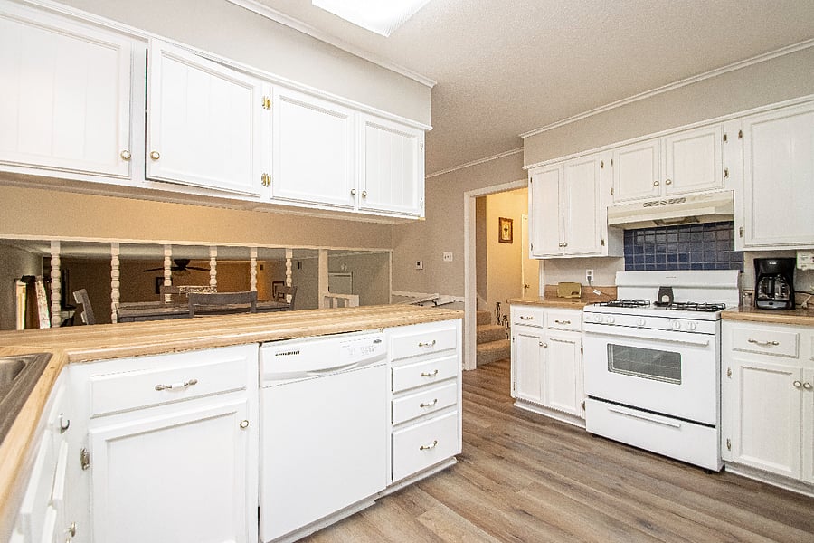 Furnished Finder property 690854_1 photo 27