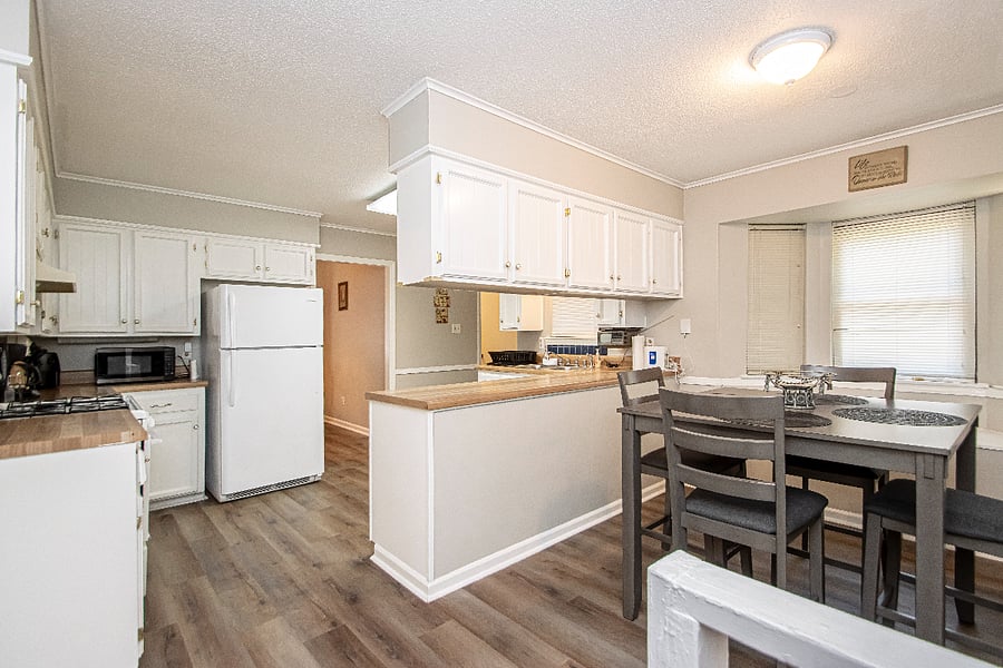 Furnished Finder property 690854_1 photo 34
