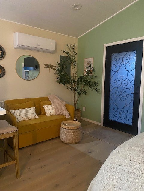 Furnished Finder property 690928_1 photo 8