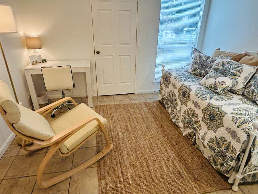 Second bedroom