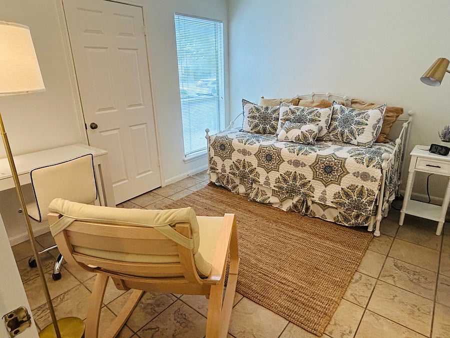 Second bedroom