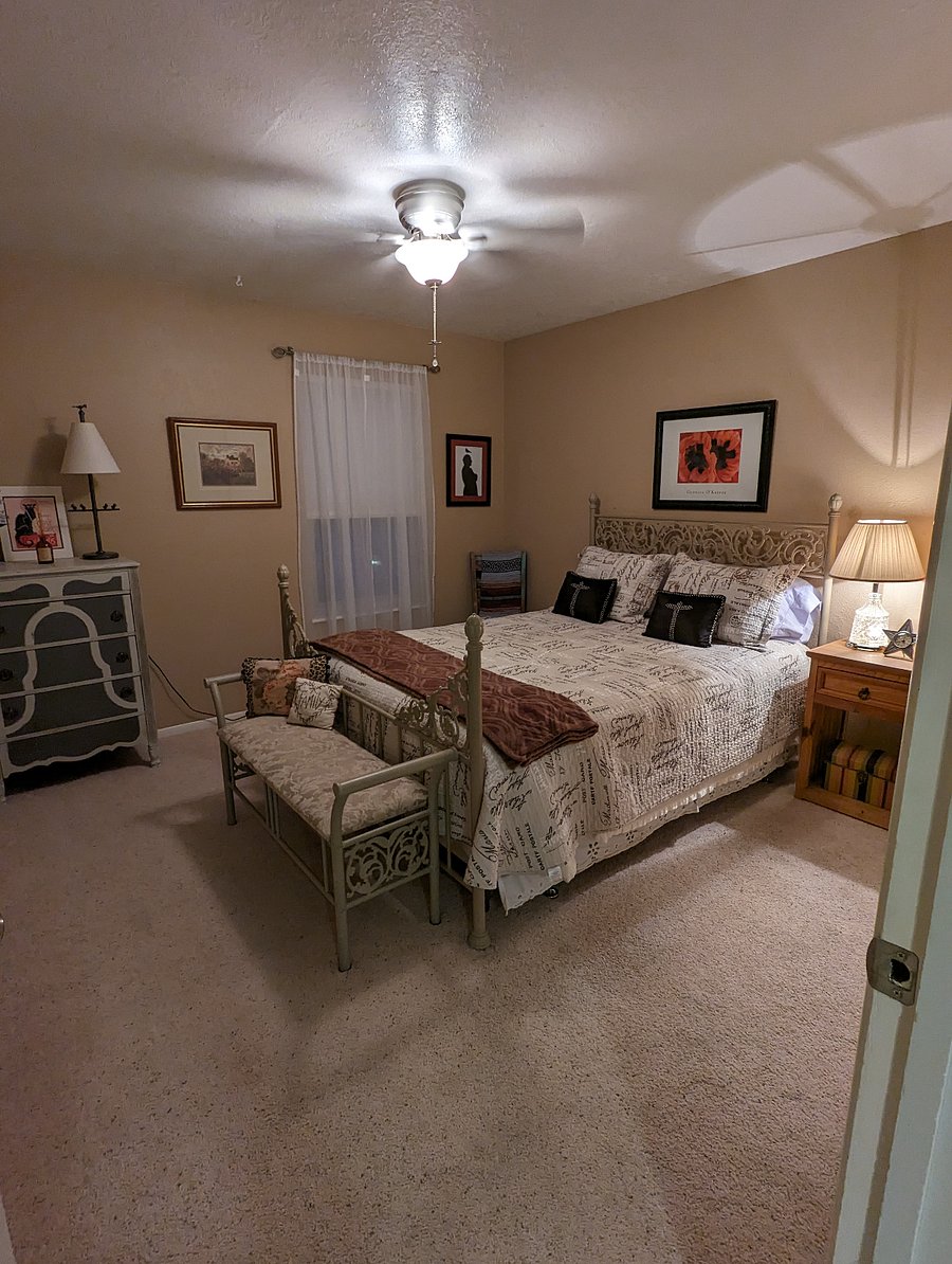 Private bedroom