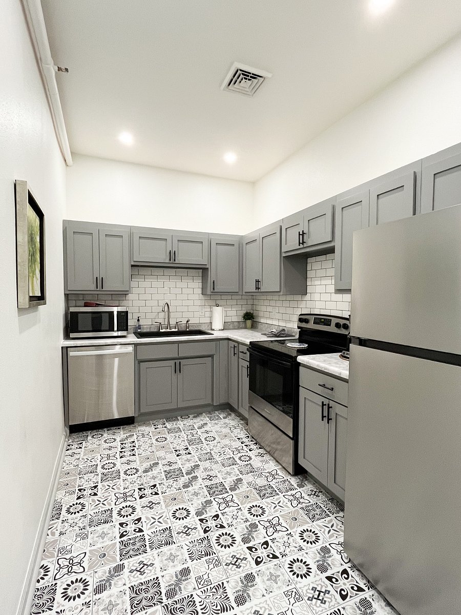 Furnished Finder property 690980_1 photo 3