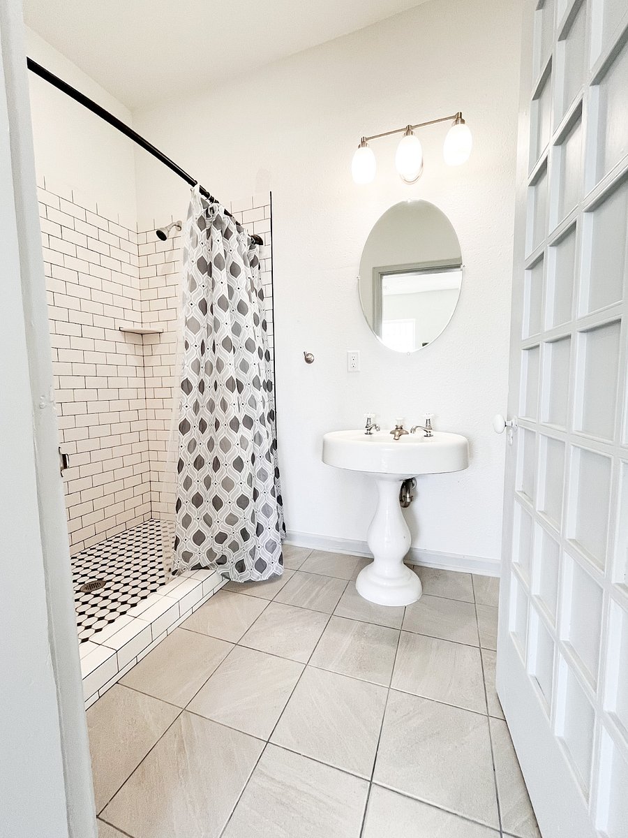 Furnished Finder property 690980_1 photo 6