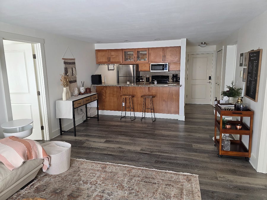 Furnished Finder property 691024_1 photo 26
