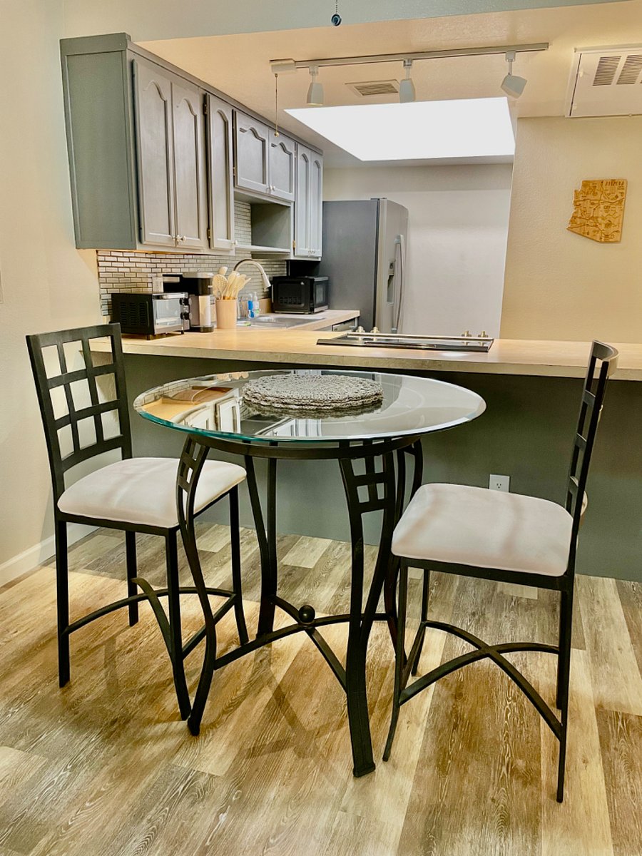 Cute dining area