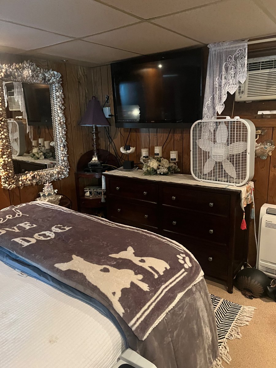 Furnished Finder property 691105_1 photo 25
