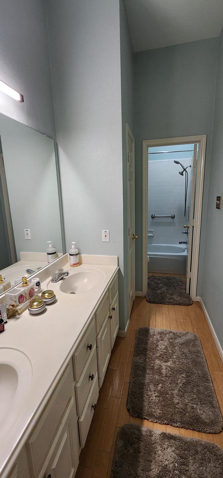 Furnished Finder property 691300_1 photo 3