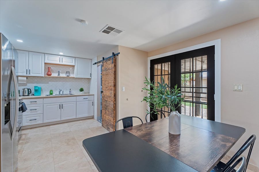 Furnished Finder property 691400_1 photo 7