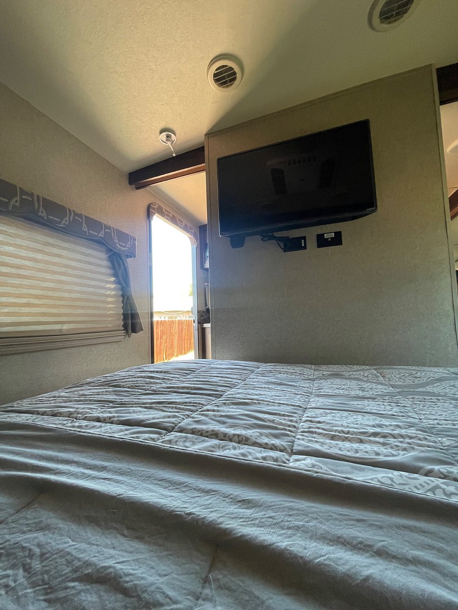 Furnished Finder property 691402_1 photo 3