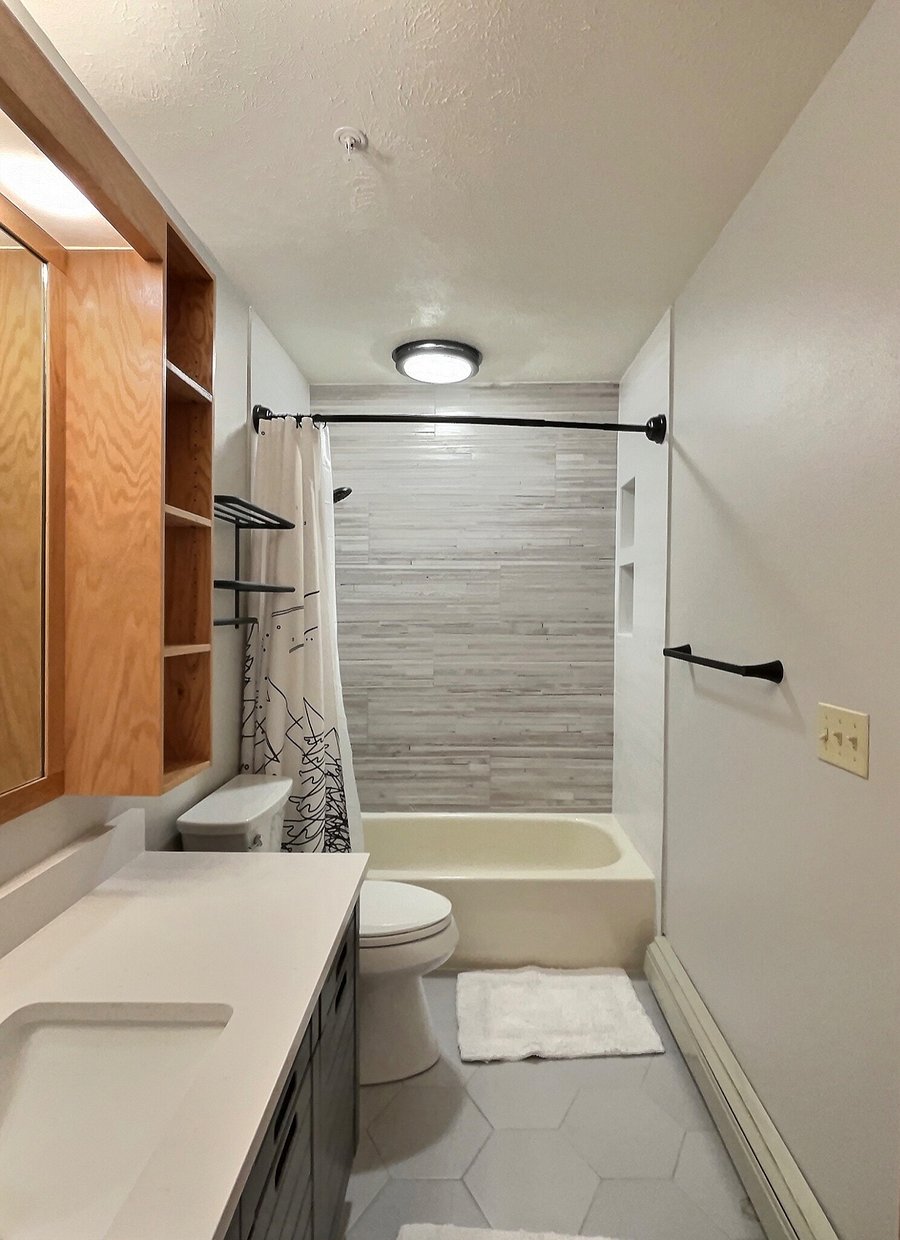 Master In-suite bathroom