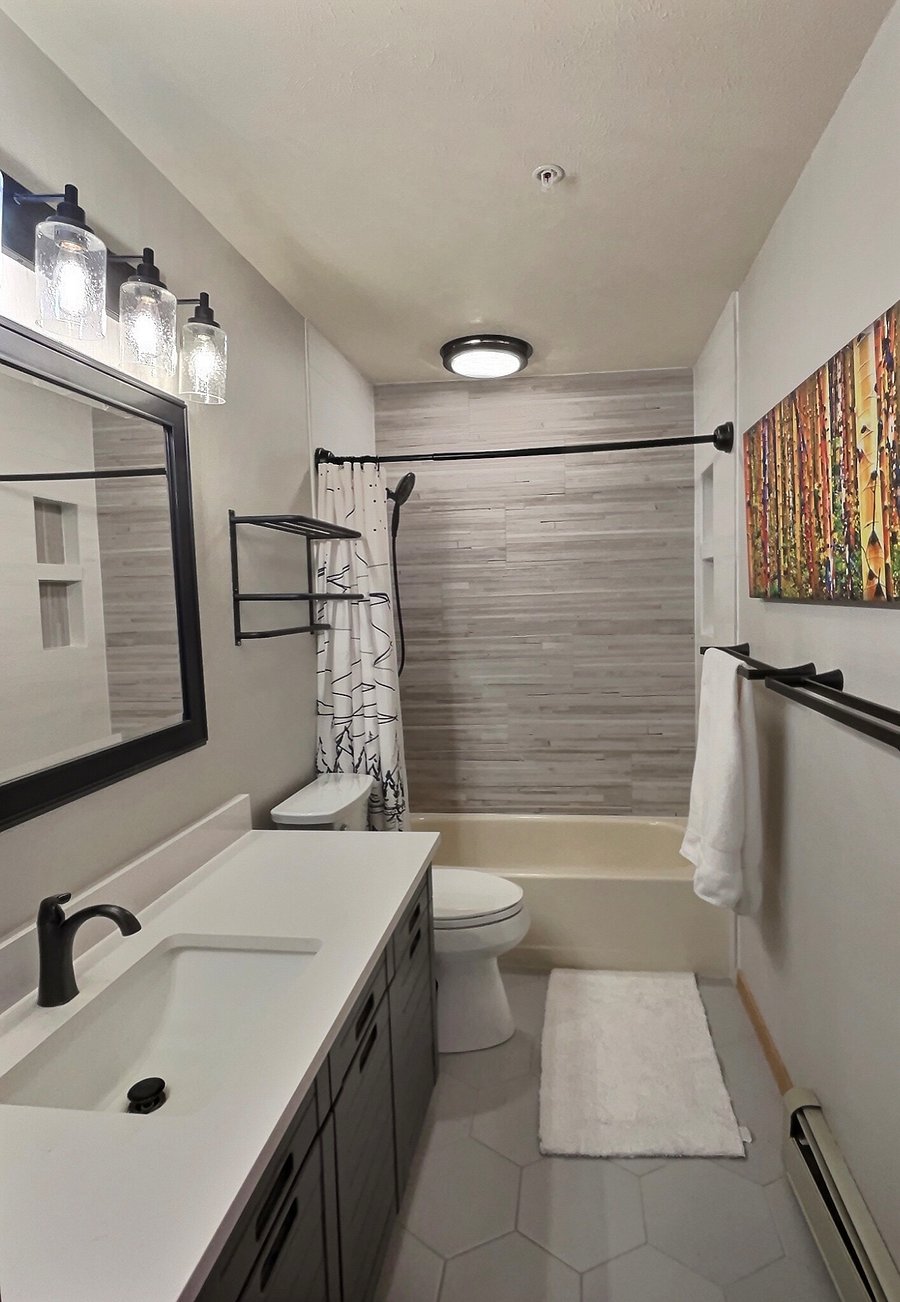Hall bathroomM