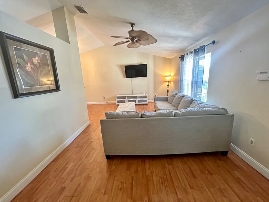 Furnished Finder property 691526_1 photo 13
