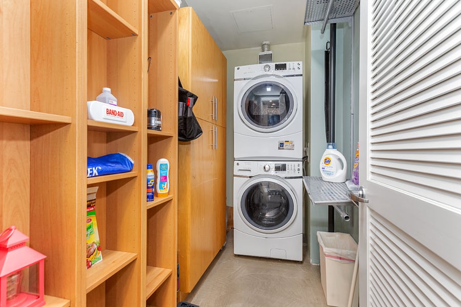 Laundry room and pantry off the kitchen