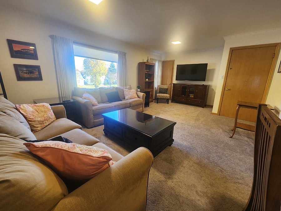 Furnished Finder property 691558_1 photo 1