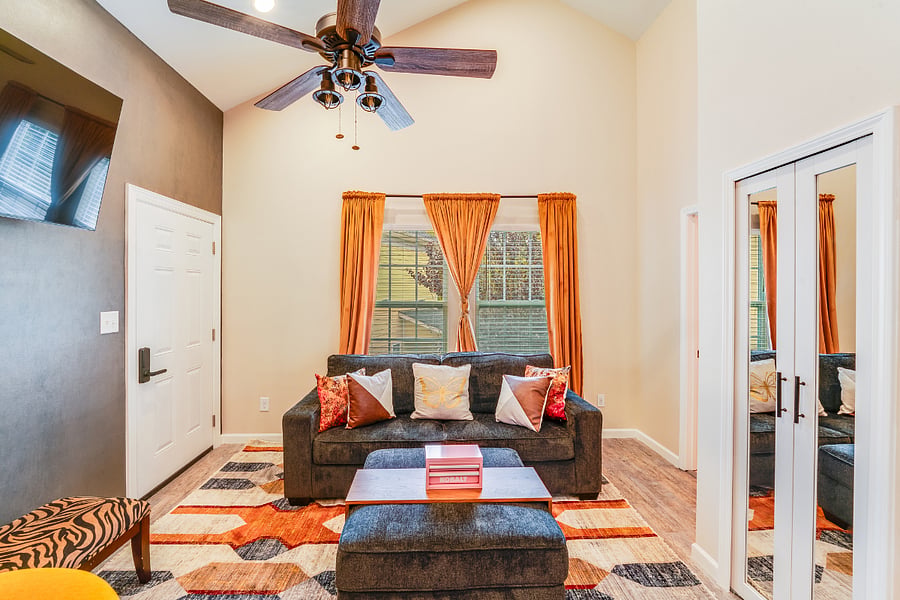 Furnished Finder property 691699_1 photo 3