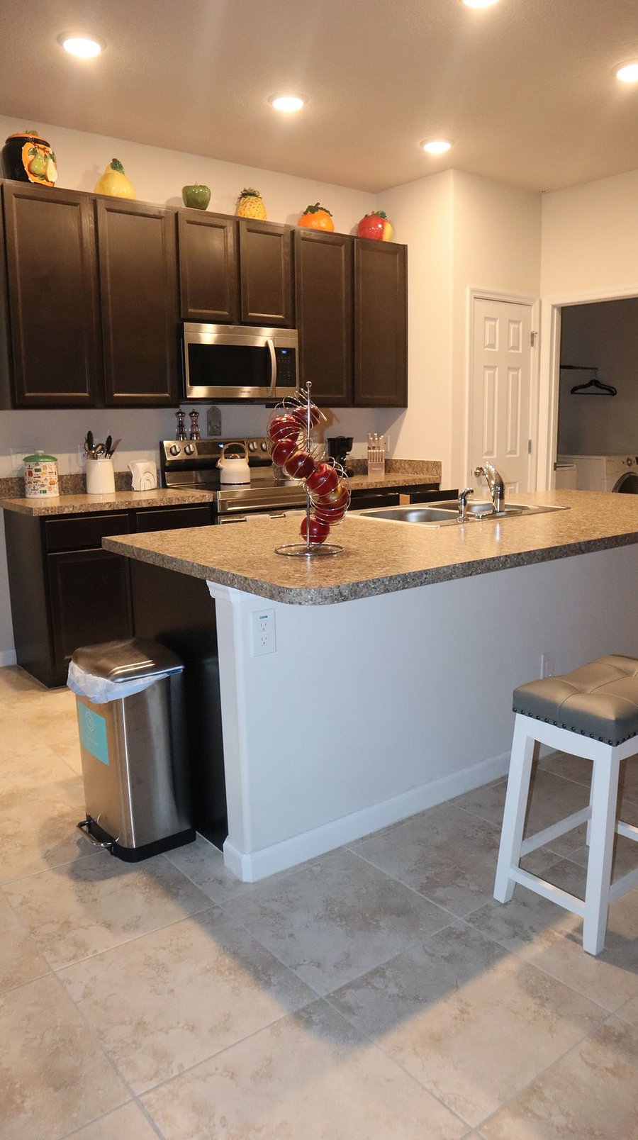 Furnished Finder property 691753_1 photo 5