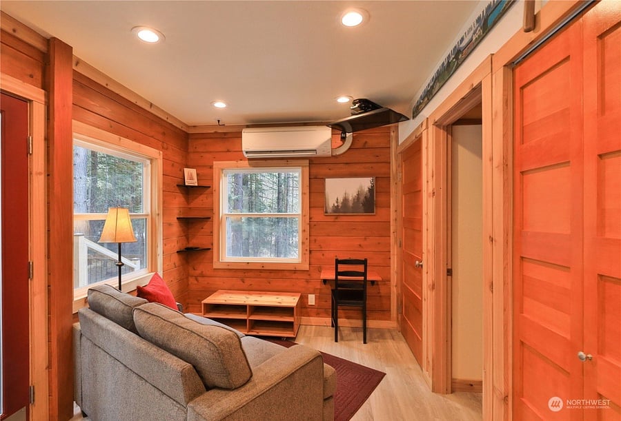 Furnished Finder property 691788_1 photo 4