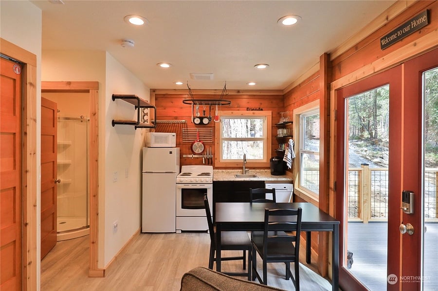 Furnished Finder property 691788_1 photo 7