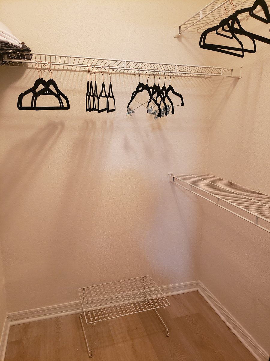 Walk-in closet