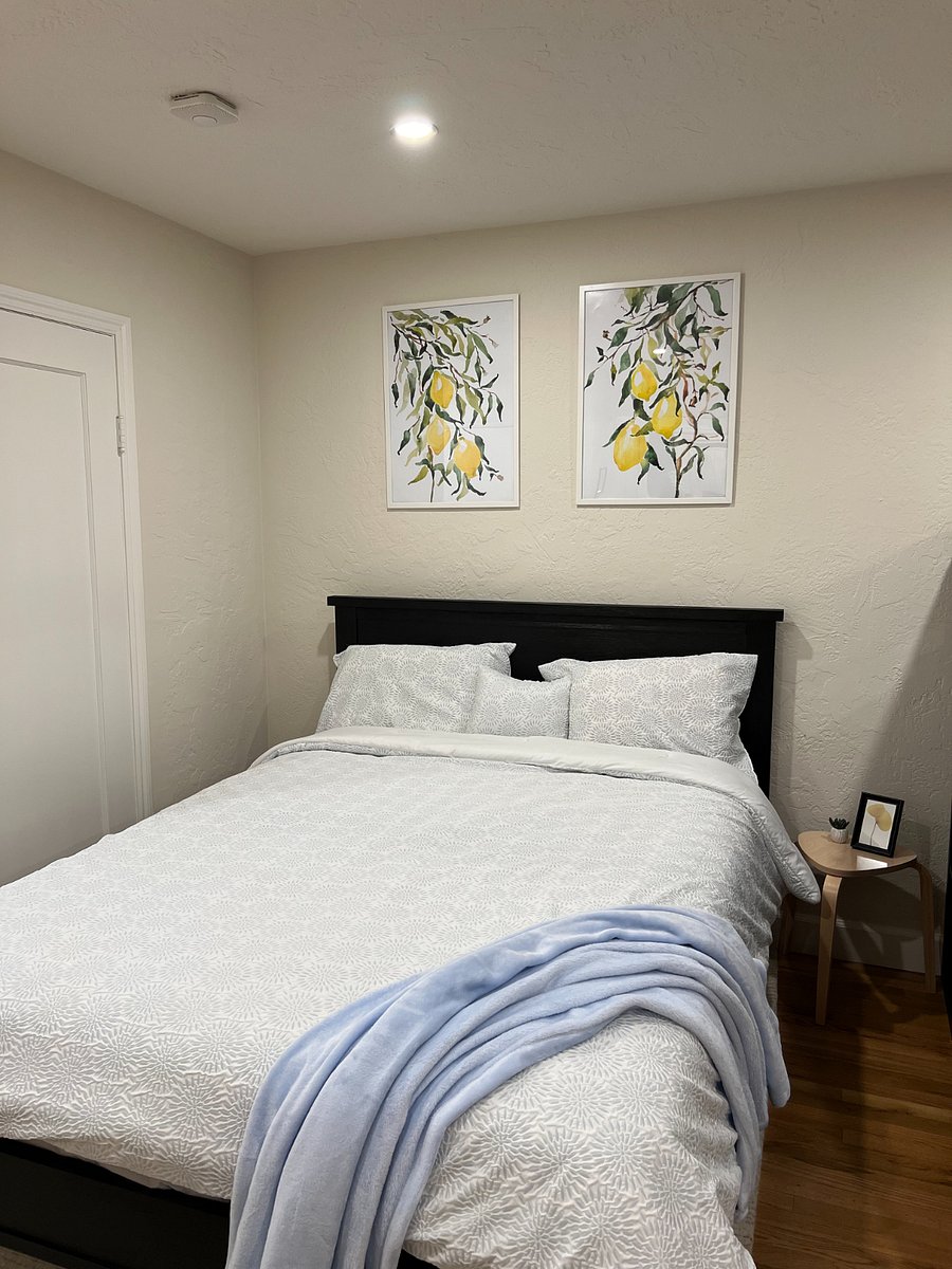 Queen bed