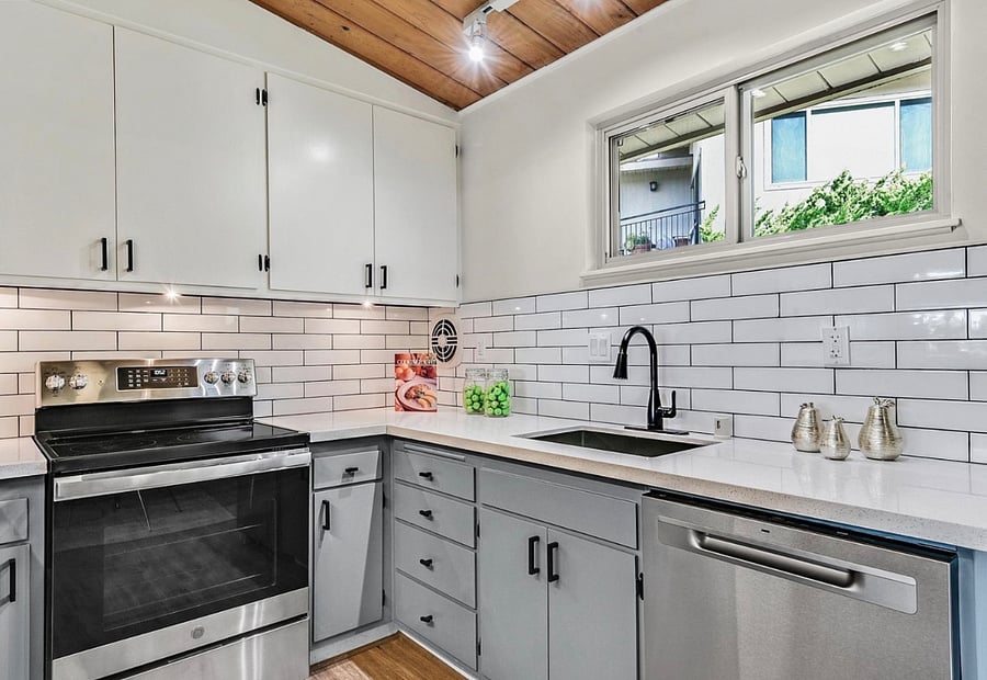 Furnished Finder property 692027_1 photo 9