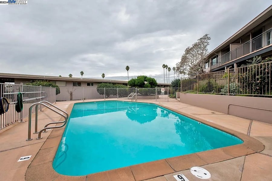 Furnished Finder property 692027_1 photo 14