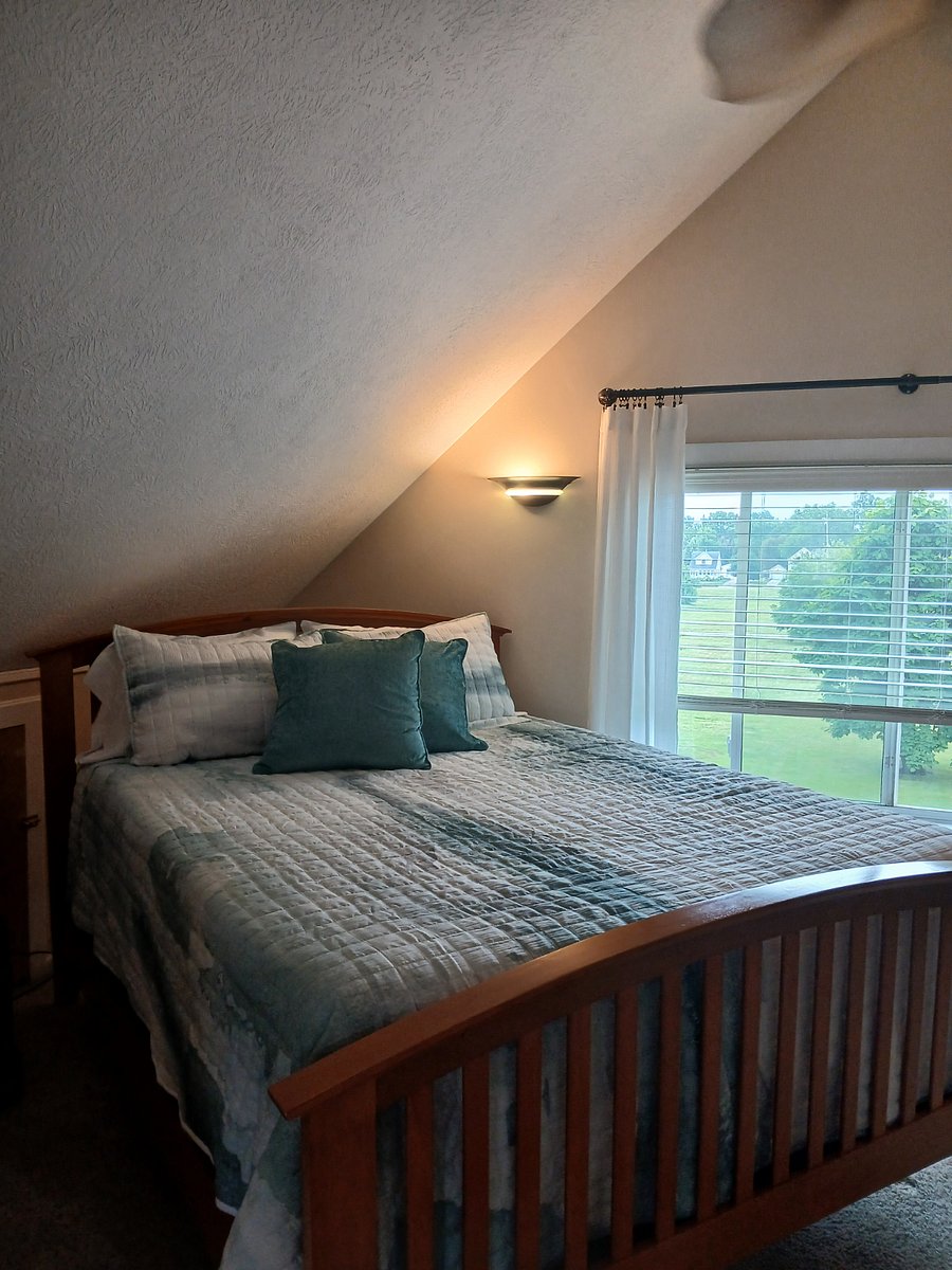 Furnished Finder property 692069_1 photo 4